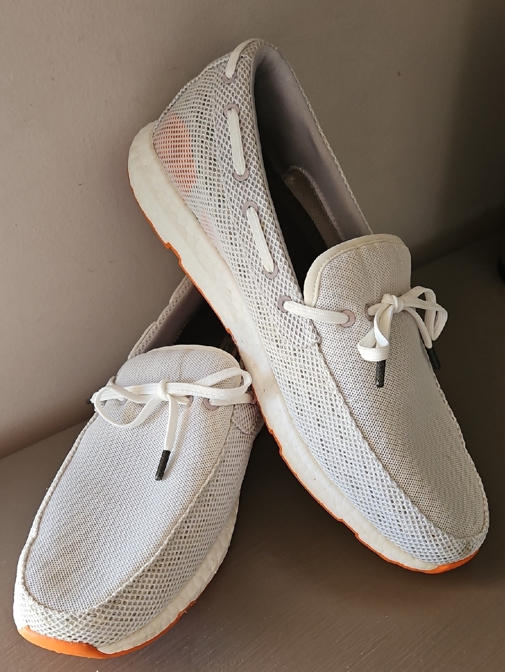 SWIMS BREEZE MENS LEAP LASER LIGHTWEIGHT LOAFER LIGHT GRAY (New $148) Sz 10